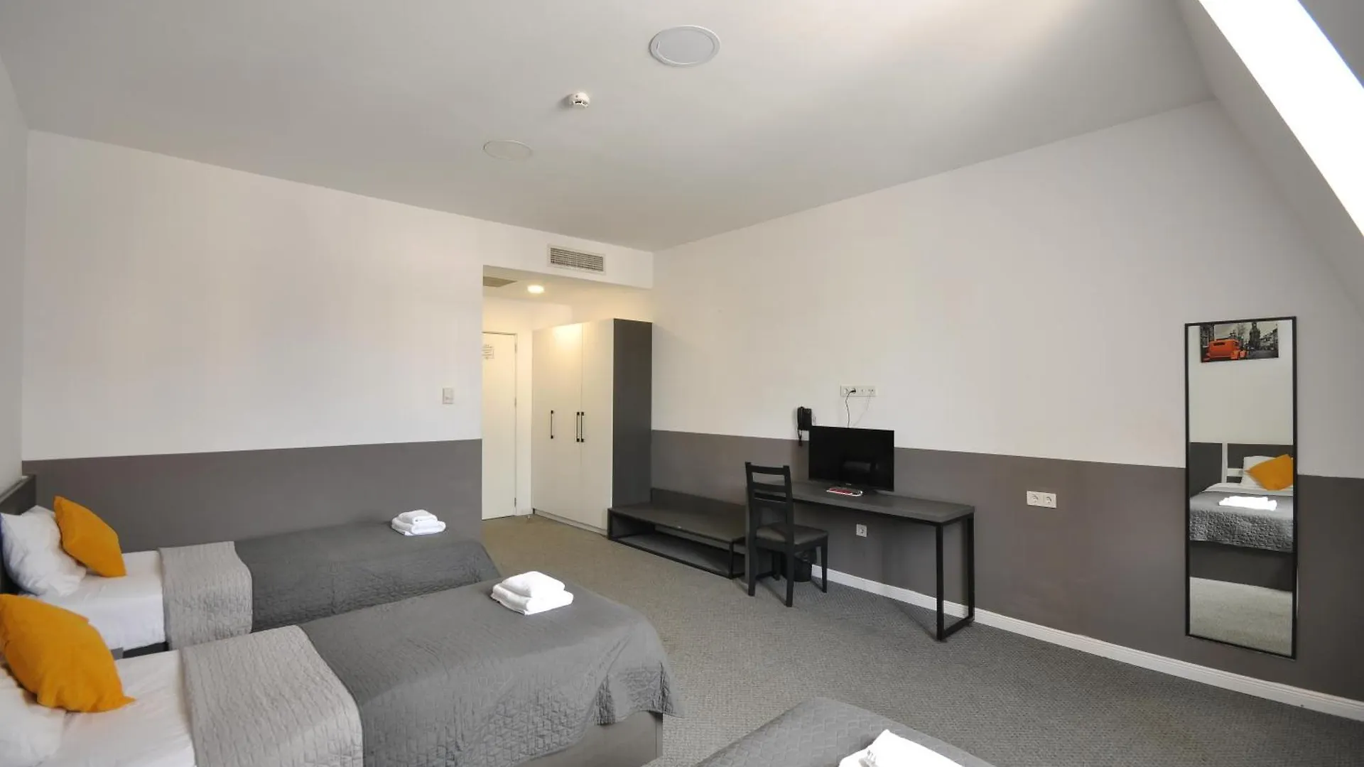 Meidan Inn Tbilisi Hotel