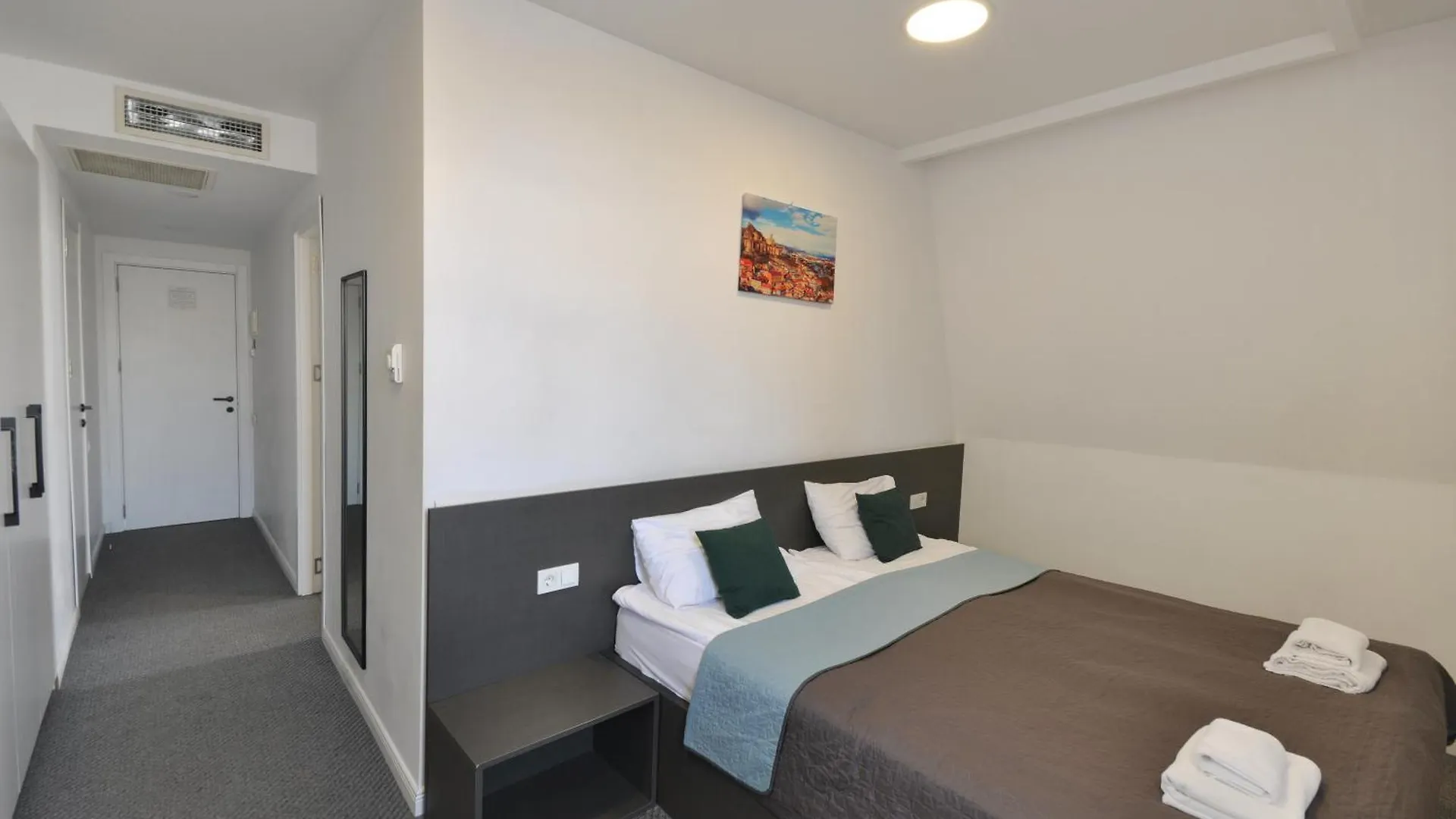 Meidan Inn Tbilisi Hotel